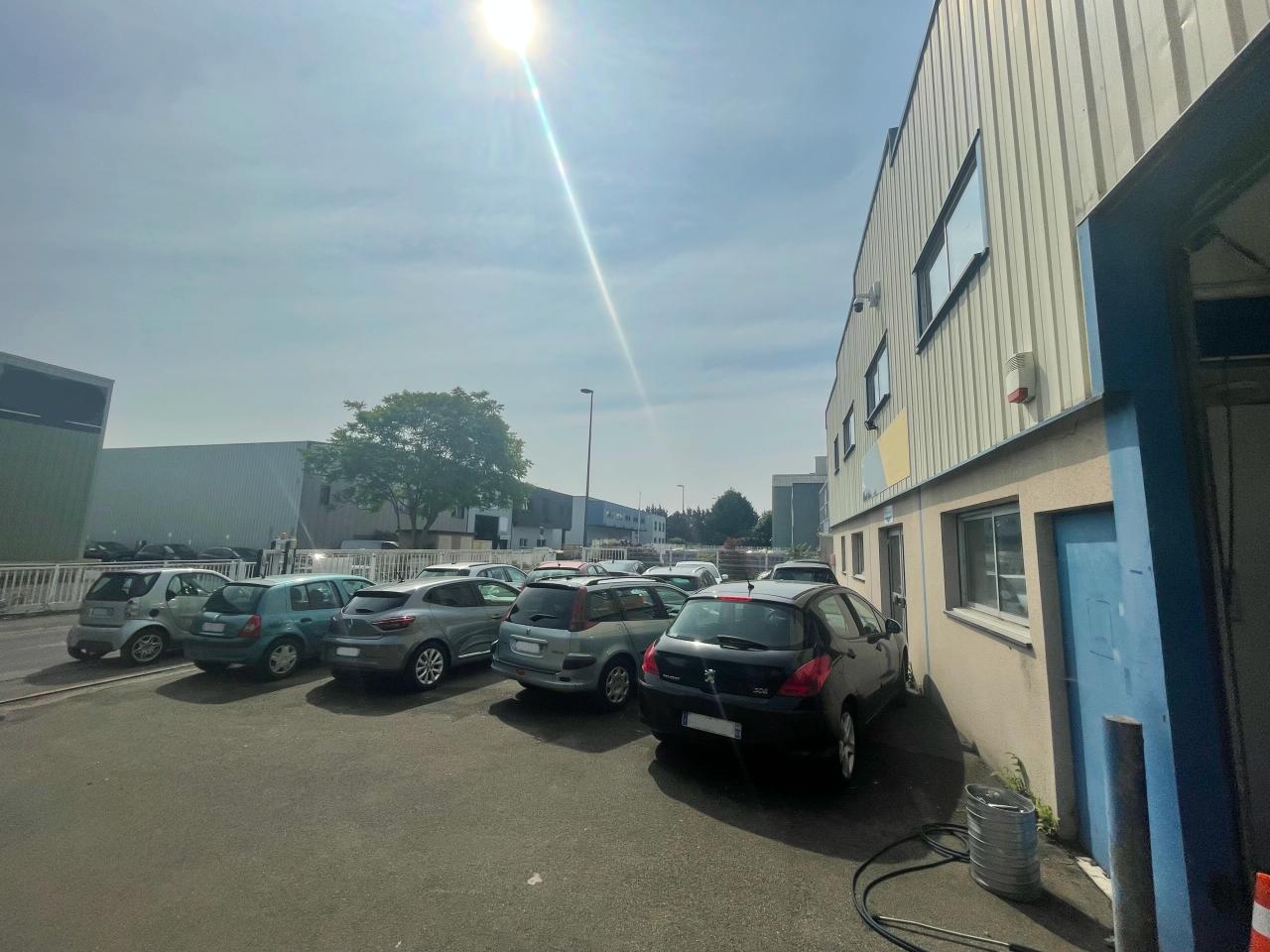 Local d'activité Carrières-sur-Seine 893m² Location local d'activité Carrières-sur-Seine Yvelines OLACT2203363 1